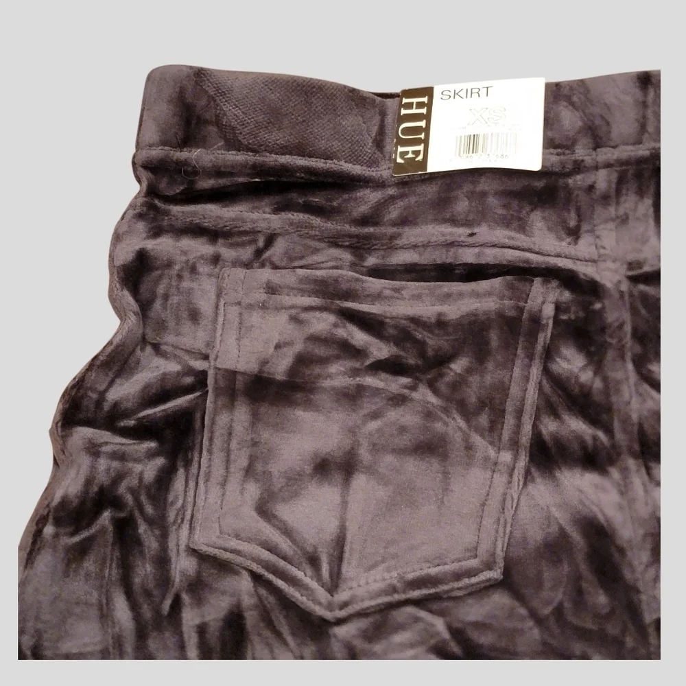 NEW Hue Women Black Cotton Crushed Velvet Mini Skirt Size XS (0-2) T46
